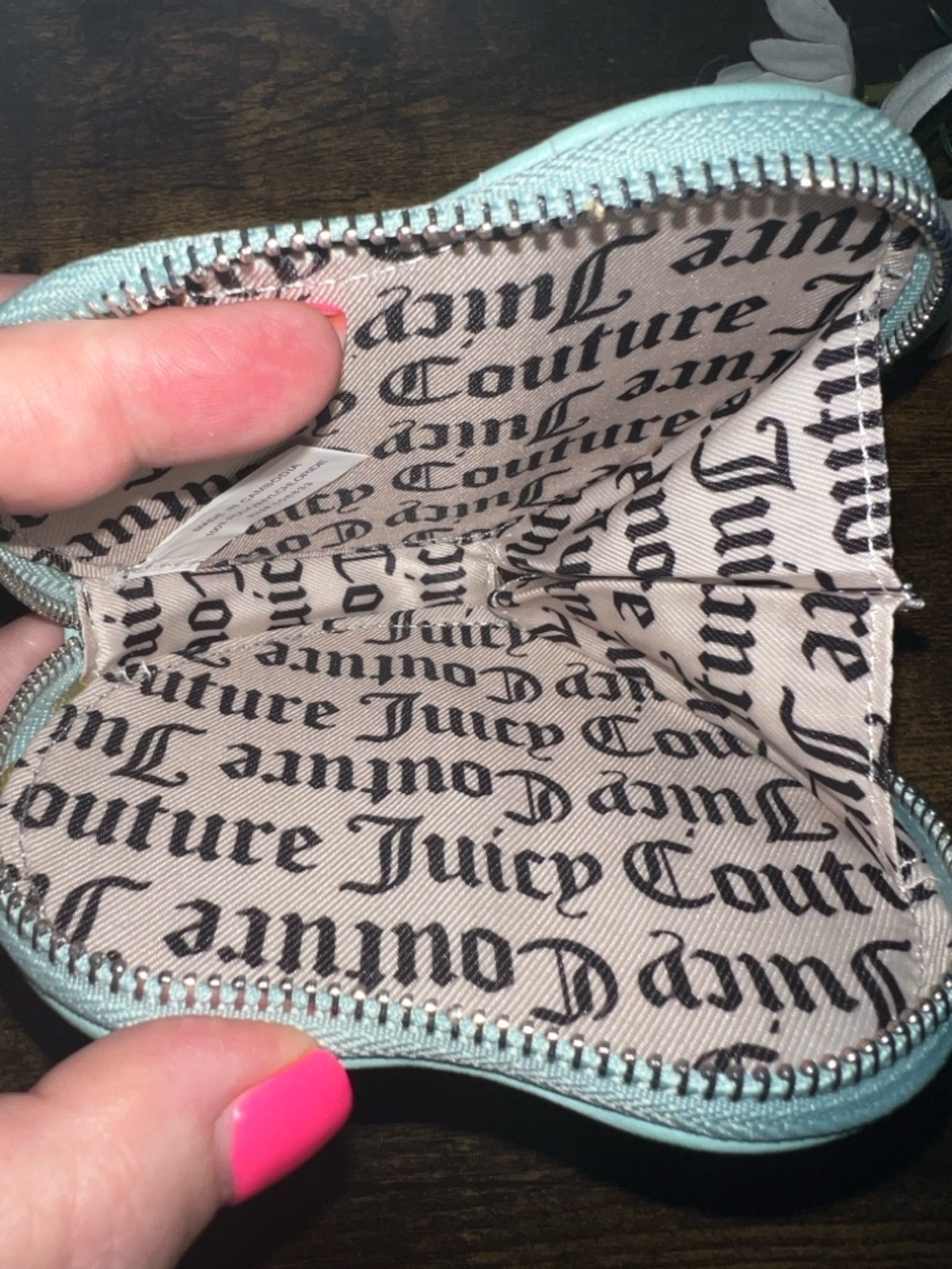 NWOT Juicy Couture Pastel Aqua Heart Wristlet with Rhinestone and Pearl Logo - Picture 4 of 5